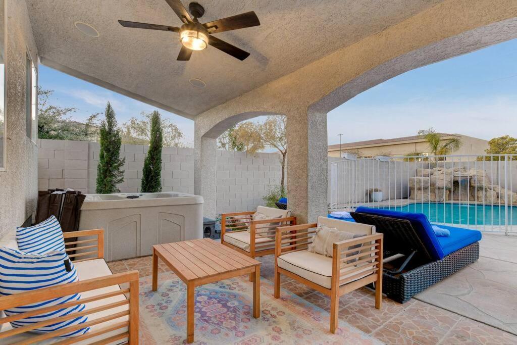 Beautiful 5Br W/King Beds, Pool & Hot Tub, Games Villa Las Vegas Luaran gambar