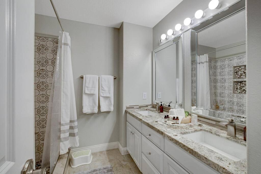 Beautiful 5Br W/King Beds, Pool & Hot Tub, Games Villa Las Vegas Luaran gambar