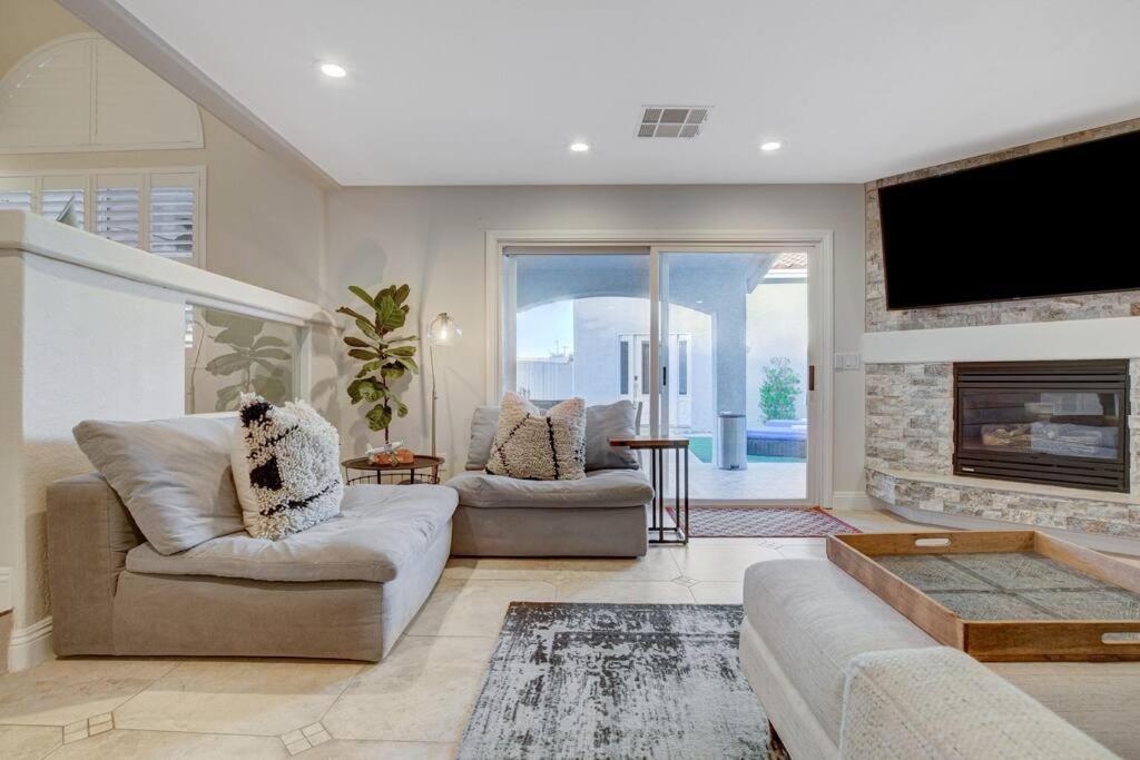 Beautiful 5Br W/King Beds, Pool & Hot Tub, Games Villa Las Vegas Luaran gambar